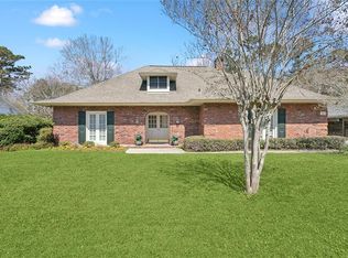 741 Bocage Ln, Mandeville, LA 70471