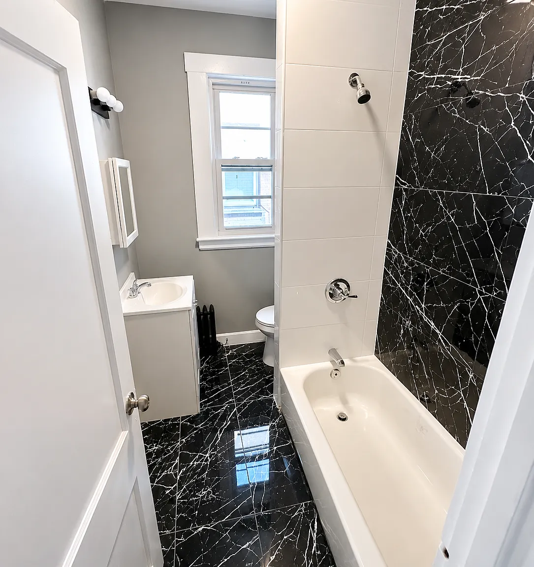 2 bed, $1,875 — Photo 4