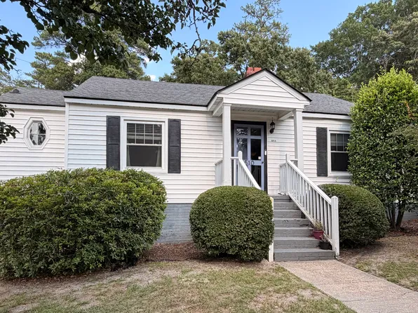 510 Glenville Ave, Fayetteville, NC 28303