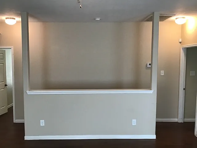 8727 Doskocil Dr — Photo 4