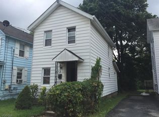 272 E Blackwell St, Dover, NJ 07801