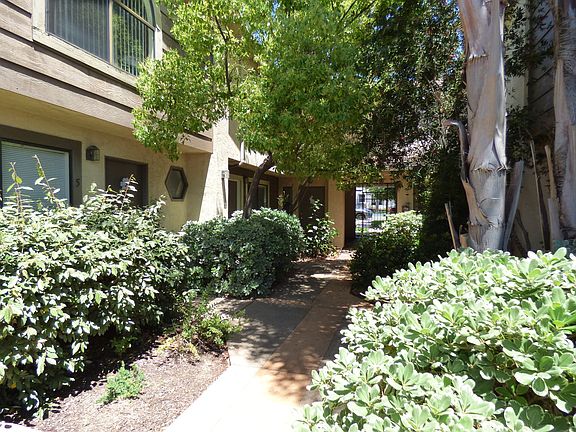 2nd image of 4564 Mississippi St APT 3