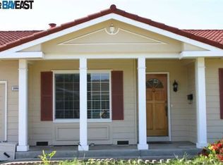 5462 Ridgevale Rd, Pleasanton, CA 94566