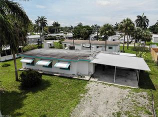 12170 Cypress Dr, Fort Myers, FL 33908