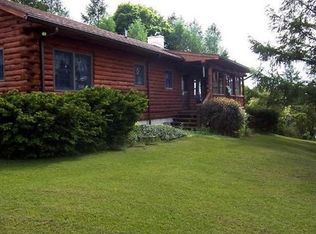8352 White St, Waterville, NY 13480