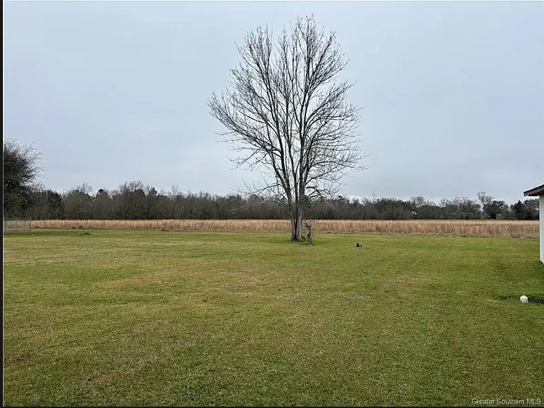 2822 Wilson Dr — Photo 12