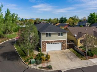 880 Virginia Dr, Central Pt, OR