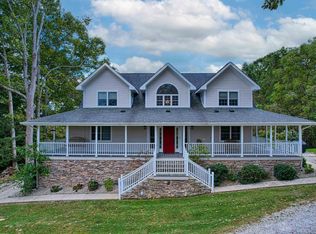 2299 Carter Caves Rd, Olive Hill, KY 41164