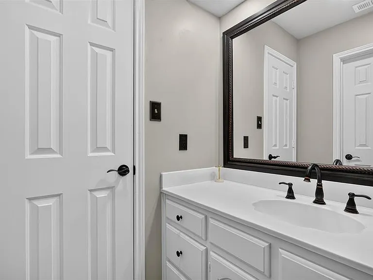 2335 Highlands Creek Rd — Photo 21