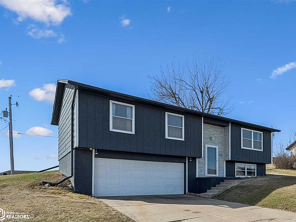 2nd image of 601 Newcastle Rd