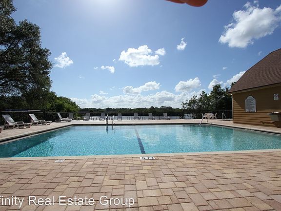 4th image of 390 Lake Placid 301 Ct