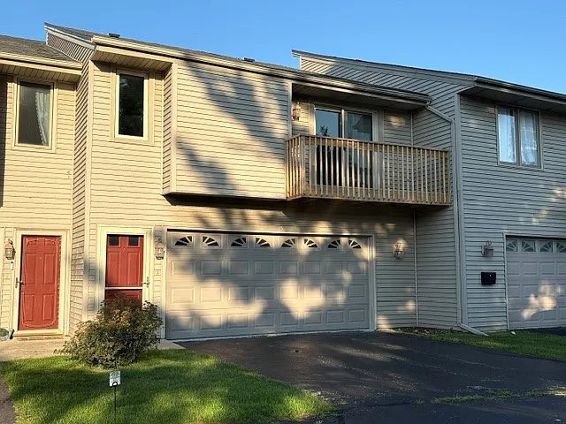 7440 Colosseum Dr #15