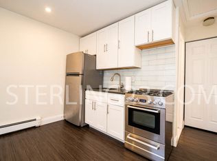 23-20 23rd St #2F, Astoria, NY 11105