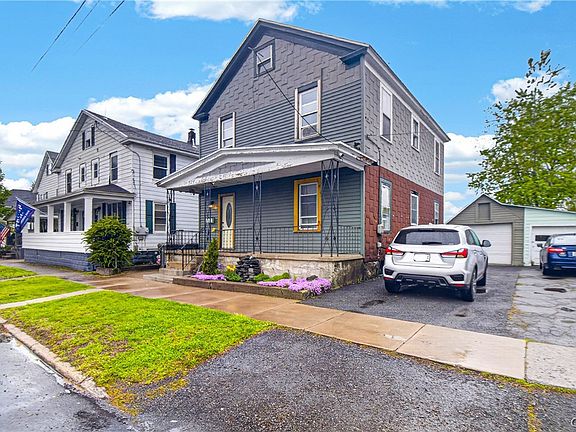 2nd image of 123 6th St