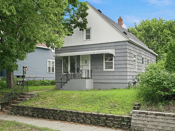 3rd image of 799 Watson Ave