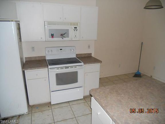 3rd image of 4915 Bygone St