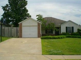 2511 Brookside St, Springdale, AR 72764