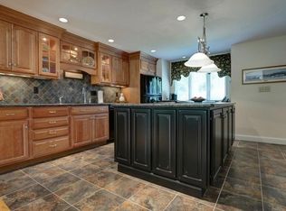 2 Foxworth Ln, Kingston, MA 02364