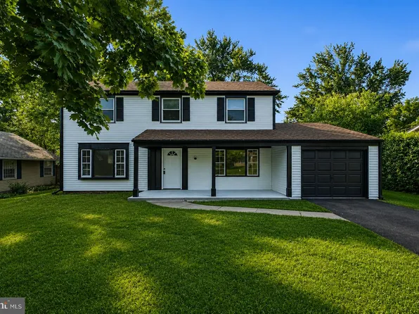 50 Princeton Ln, Willingboro, NJ 08046