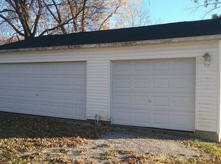 804 Tyler Ave, Sandoval, IL 62882