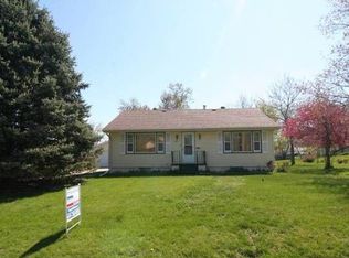 214 S Oak Park Ave, Colfax, IA 50054