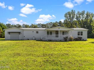 56 Sage Dr, Burgaw, NC 28425