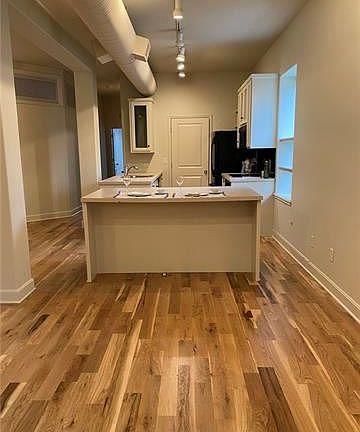 4th image of 522 Harrison St #2
