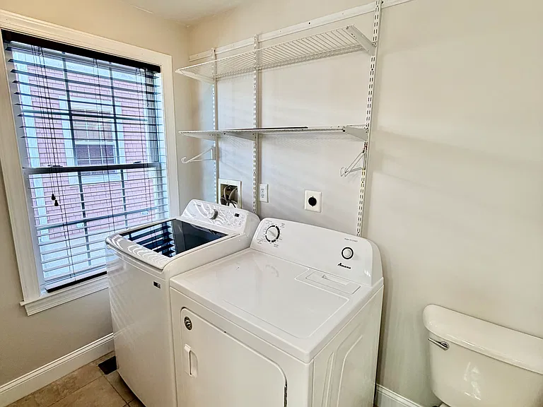 2425 Formicas Way — Photo 14