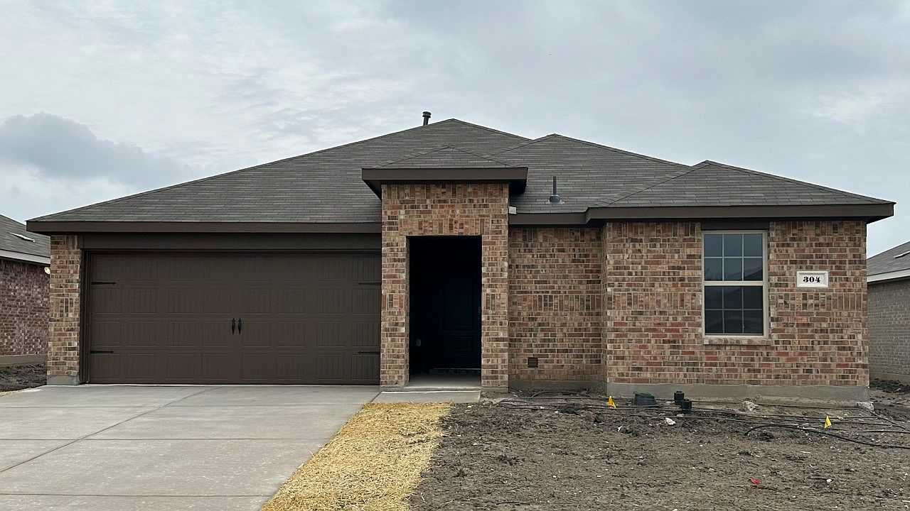 304 Red Stream Way, Nevada, TX 75173 Zillow