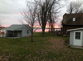 12175 E Houghton Lake Dr, Houghton Lake, MI 48629