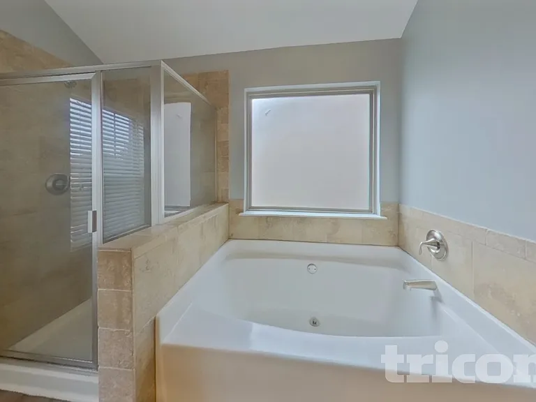 1562 Pressley Ln — Photo 10