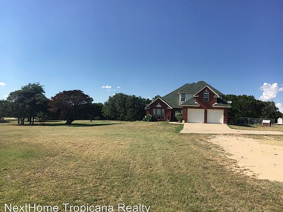2nd image of 310 White Oak Way
