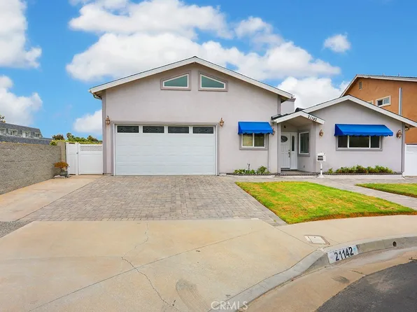 21142 Cupar Ln, Huntington Beach, CA 92646