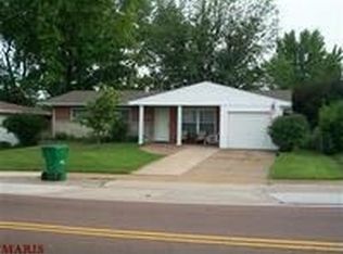 1750 Charbonier Rd, Florissant, MO 63031