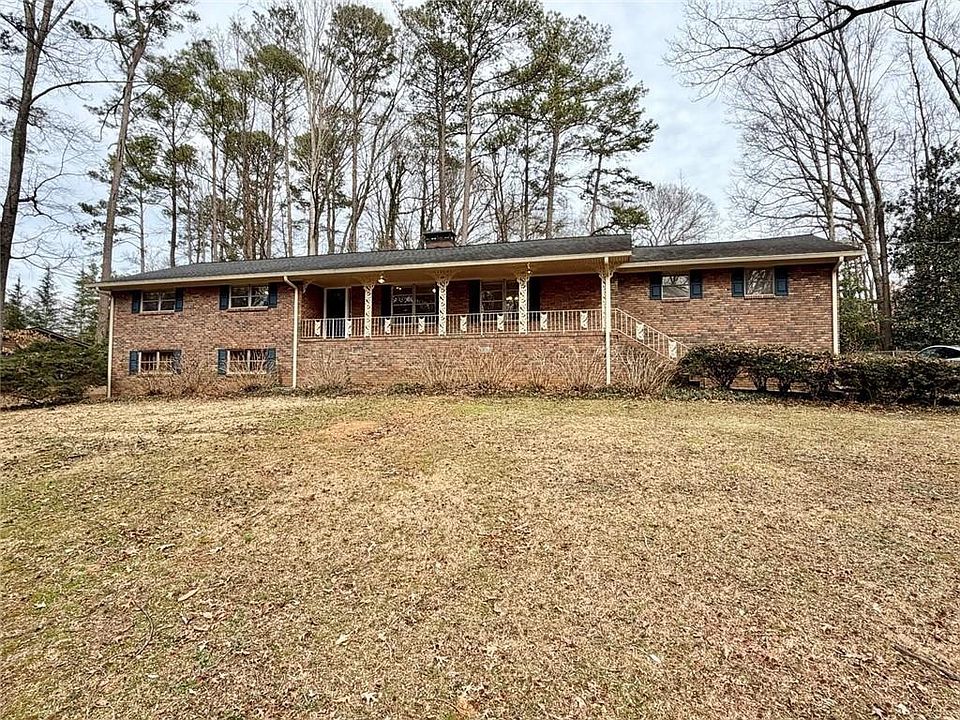 1st image of 4707 Windsor Dr SW