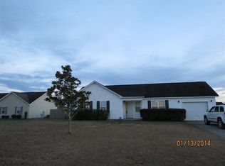 130 Airleigh Pl, Richlands, NC 28574