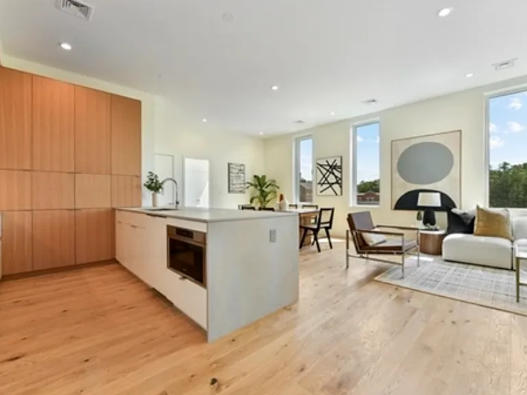 80 Terrace St #303 — Photo 4