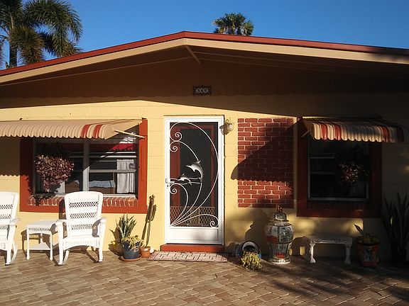 3rd image of 549 S Orlando Ave