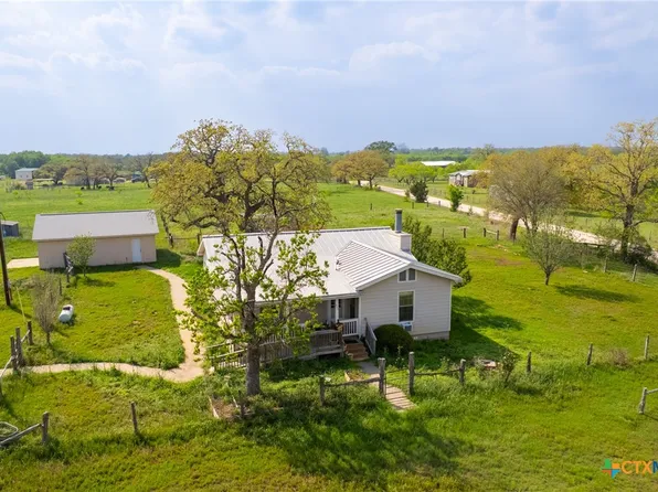 243 County Road 442, Harwood, TX 78632
