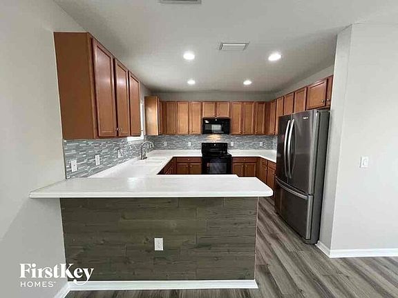 4th image of 12726 Shimmering Oak Cir