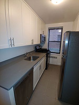 3rd image of 6420 Saunders St #203