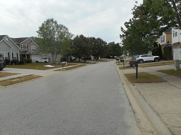4th image of 345 Drooping Leaf Rd