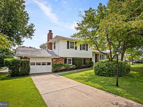 4th image of 2519 Lawnside Rd