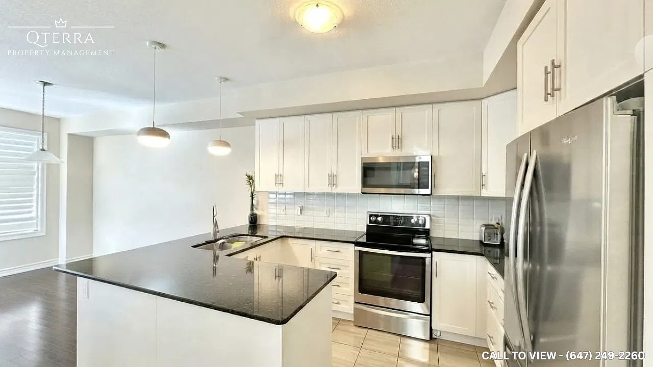 3 bed, 2.5 bath, 1900 sqft, $3,495 — Photo 2