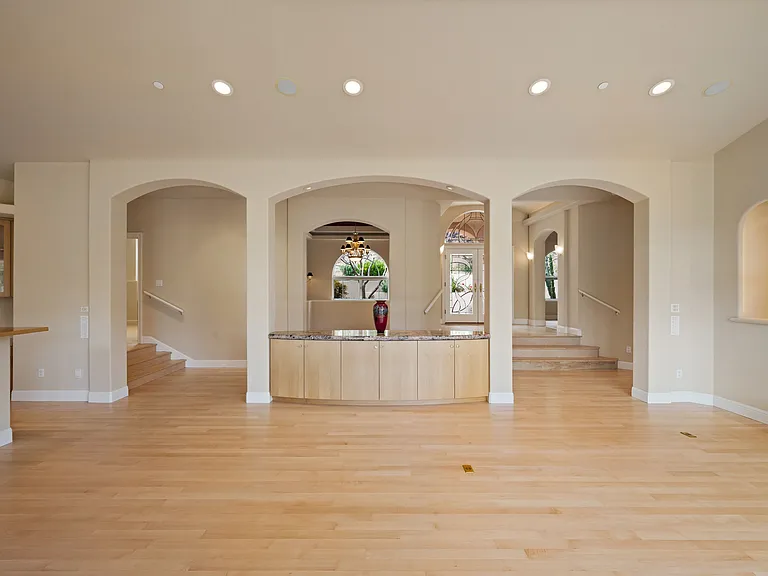 10 Warrens Way — Photo 5