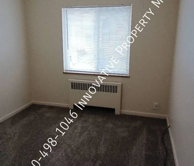 712 S Grand Traverse St #3 — Photo 12