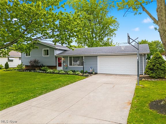 2nd image of 2533 W 37th St