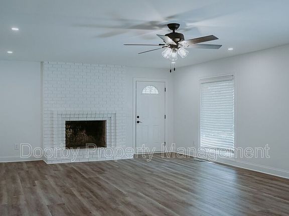 5th image of 16 Glenron St #B