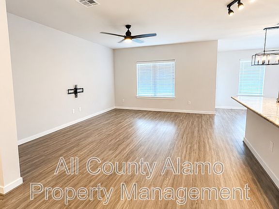 4th image of 10542 Francisco Way