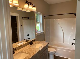 218 Palm Island Dr, Thomasville, GA 31757